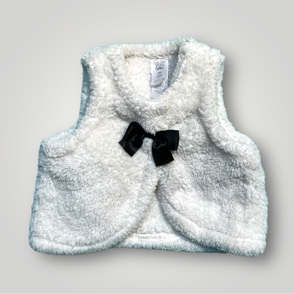 Carter's Other - 🔅3/$10 Carter’s Just One You Furry Vest